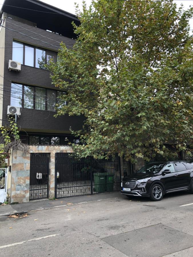 Studio Бухарест Экстерьер фото
