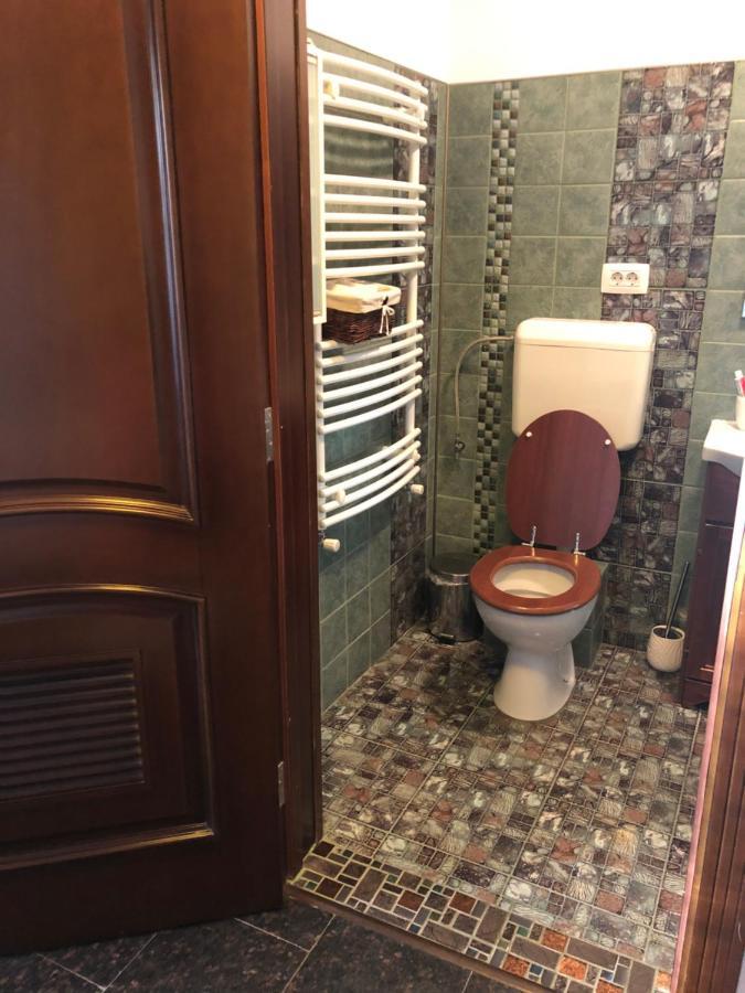 Studio Бухарест Экстерьер фото